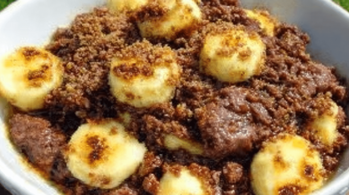 Beef and Banana Recipe That Actually Works 12 Beef and banana recipe with caramelized bananas and seasoned ground beef in a bowl